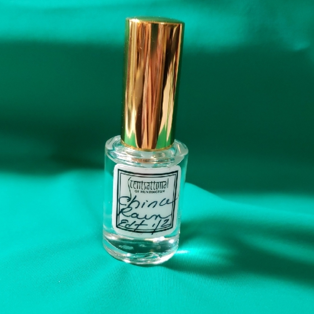 China Rain Perfume With Gold Cap